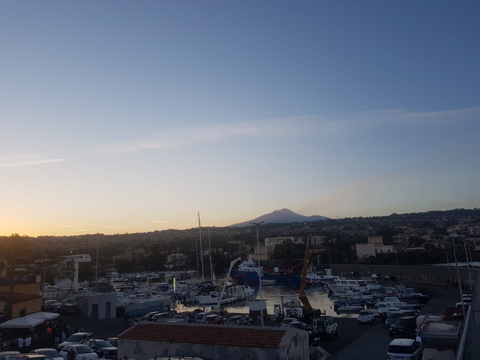 Porto vista Etna